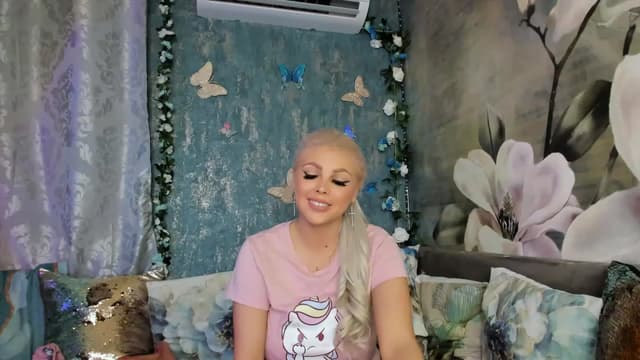 Gallery image thumbnail from Lexax's myfreecams stream on, 04/17/2023, 01:24 image 17 of 20