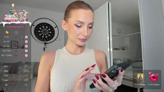 Gallery image thumbnail from Lilie's myfreecams stream on, 01/02/2024, 18:16 image 18 of 20