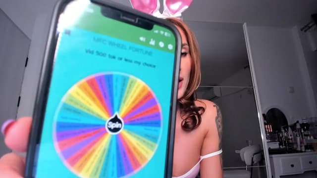 Gallery image thumbnail from Lilie's myfreecams stream on, 03/31/2024, 19:21 image 19 of 20