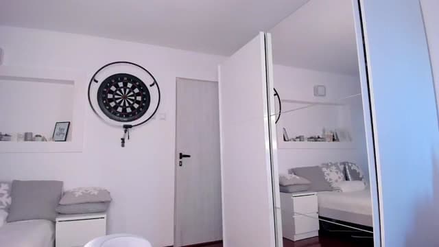 Gallery image thumbnail from Lilie's myfreecams stream on, 05/10/2024, 17:25 image 15 of 20