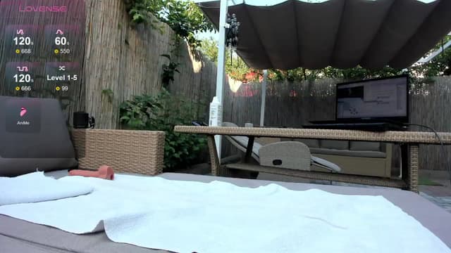 Gallery image thumbnail from Lilie's myfreecams stream on, 05/26/2024, 14:00 image 7 of 20