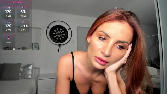Gallery image thumbnail from Lilie's myfreecams stream on, 09/20/2024, 18:32 image 2 of 20