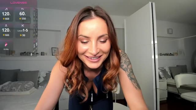 Gallery image thumbnail from Lilie's myfreecams stream on, 11/25/2024, 19:01 image 3 of 20