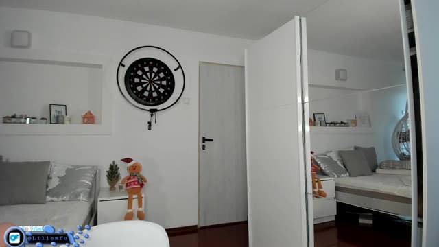 Gallery image thumbnail from Lilie's myfreecams stream on, 12/08/2024, 09:16 image 11 of 20