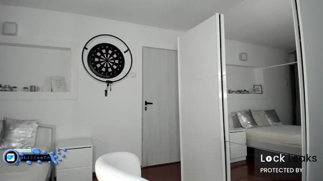 Gallery image thumbnail from Lilie's myfreecams stream on, 03/20/2026, 17:40 image 18 of 20