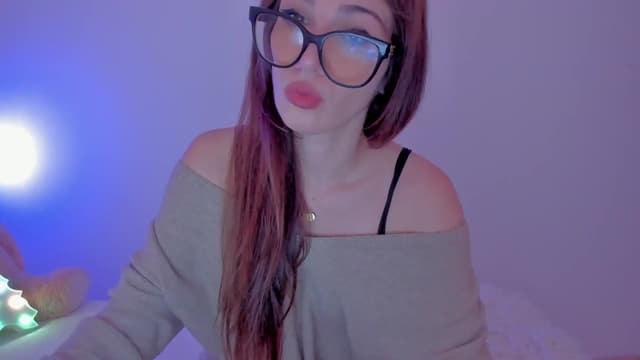 Gallery image thumbnail from LivM_'s myfreecams stream on, 01/17/2024, 08:08 image 8 of 20