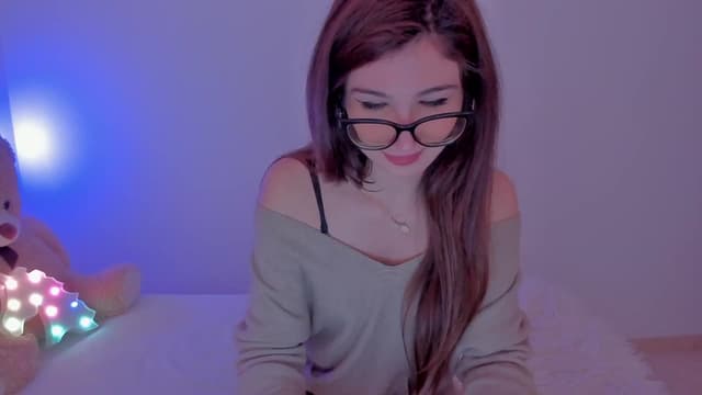 Gallery image thumbnail from LivM_'s myfreecams stream on, 01/17/2024, 08:38 image 5 of 20
