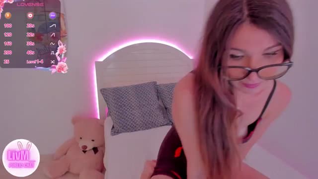 Gallery image thumbnail from LivM_'s myfreecams stream on, 09/20/2024, 08:24 image 16 of 20