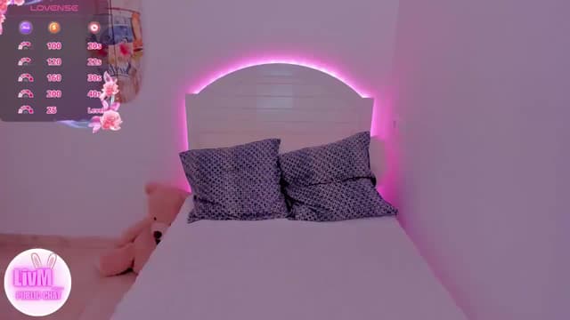 Gallery image thumbnail from LivM_'s myfreecams stream on, 09/21/2024, 08:52 image 8 of 20