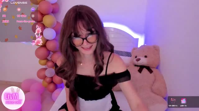Gallery image thumbnail from LivM_'s myfreecams stream on, 10/09/2024, 07:35 image 12 of 20