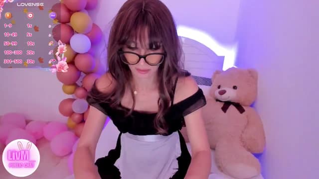 Gallery image thumbnail from LivM_'s myfreecams stream on, 10/09/2024, 07:35 image 5 of 20