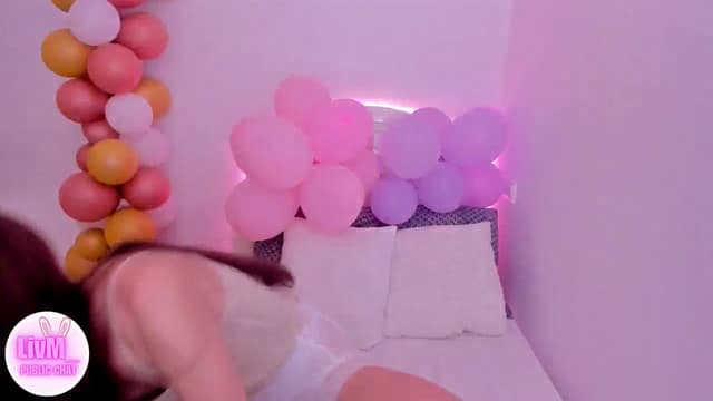 Gallery image thumbnail from LivM_'s myfreecams stream on, 10/16/2024, 08:18 image 11 of 20