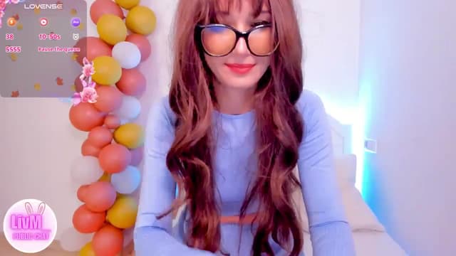 Gallery image thumbnail from LivM_'s myfreecams stream on, 10/17/2024, 07:37 image 15 of 20