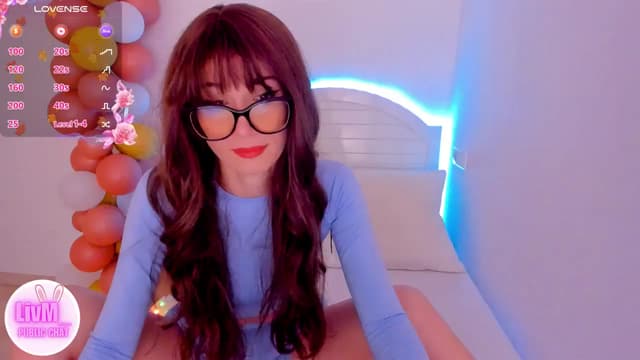 Gallery image thumbnail from LivM_'s myfreecams stream on, 10/17/2024, 07:37 image 8 of 20