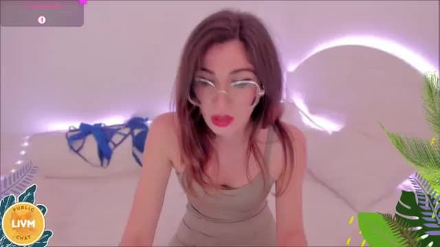 Gallery image thumbnail from LivM_'s myfreecams stream on, 11/19/2024, 09:08 image 18 of 20