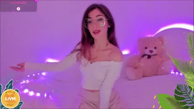 Gallery image thumbnail from LivM_'s myfreecams stream on, 11/20/2024, 08:59 image 1 of 20
