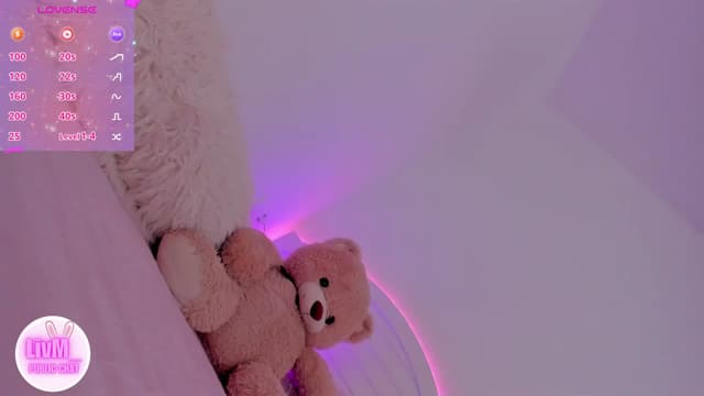 Gallery image thumbnail from LivM_'s myfreecams stream on, 01/12/2025, 09:36 image 6 of 20