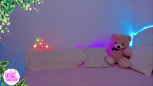 Gallery image thumbnail from LivM_'s myfreecams stream on, 01/25/2025, 09:04 image 5 of 20