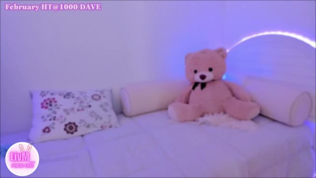 Gallery image thumbnail from LivM_'s myfreecams stream on, 02/15/2025, 08:31 image 19 of 20