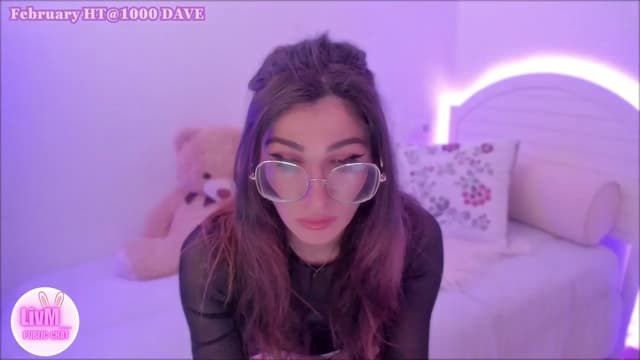 Gallery image thumbnail from LivM_'s myfreecams stream on, 02/18/2025, 08:21 image 8 of 20