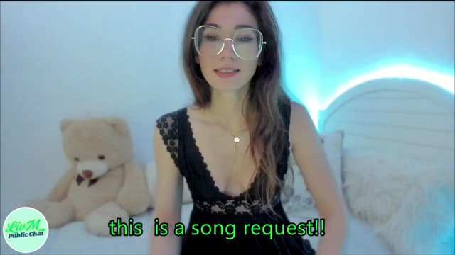 Gallery image thumbnail from LivM_'s myfreecams stream on, 03/04/2025, 09:29 image 1 of 20