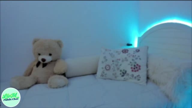 Gallery image thumbnail from LivM_'s myfreecams stream on, 03/04/2025, 09:29 image 6 of 20