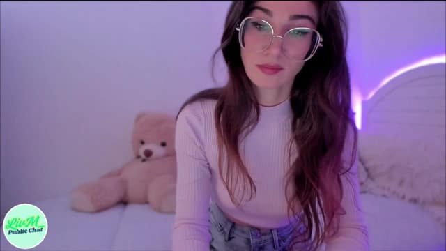 Gallery image thumbnail from LivM_'s myfreecams stream on, 03/06/2025, 09:13 image 14 of 20