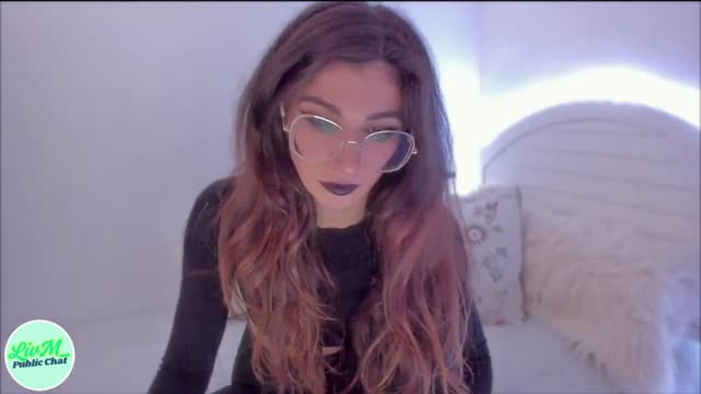 Gallery image thumbnail from LivM_'s myfreecams stream on, 03/09/2025, 11:00 image 4 of 20