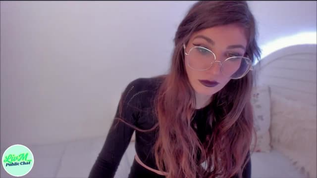 Gallery image thumbnail from LivM_'s myfreecams stream on, 03/09/2025, 11:00 image 9 of 20