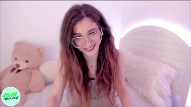 Gallery image thumbnail from LivM_'s myfreecams stream on, 03/11/2025, 10:05 image 7 of 20