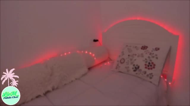 Gallery image thumbnail from LivM_'s myfreecams stream on, 03/15/2025, 09:15 image 11 of 20