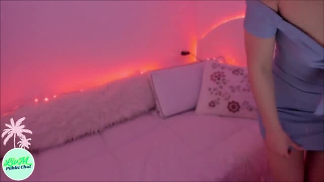 Gallery image thumbnail from LivM_'s myfreecams stream on, 03/17/2025, 08:17 image 6 of 20