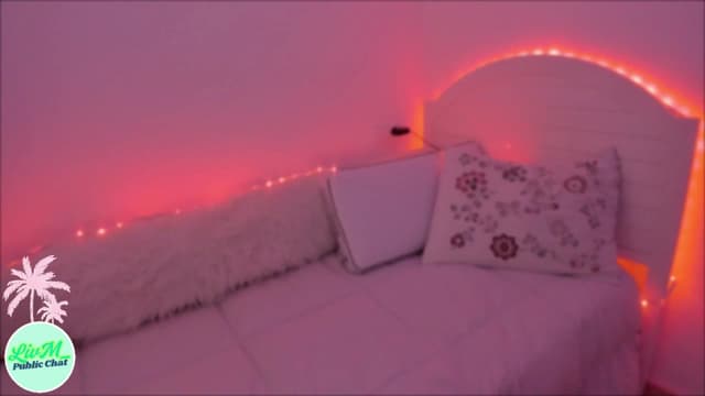 Gallery image thumbnail from LivM_'s myfreecams stream on, 03/17/2025, 08:17 image 19 of 20