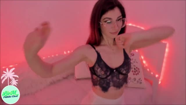 Gallery image thumbnail from LivM_'s myfreecams stream on, 03/19/2025, 08:59 image 3 of 20