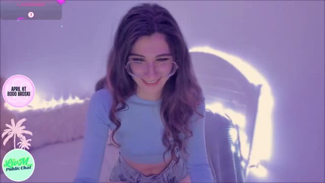 Gallery image thumbnail from LivM_'s myfreecams stream on, 04/11/2025, 09:57 image 1 of 20