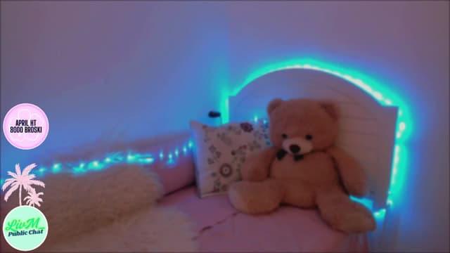 Gallery image thumbnail from LivM_'s myfreecams stream on, 04/29/2025, 08:29 image 8 of 20