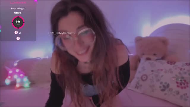 Gallery image thumbnail from LivM_'s myfreecams stream on, 05/21/2025, 07:44 image 7 of 20