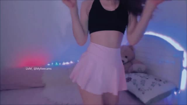 Gallery image thumbnail from LivM_'s myfreecams stream on, 05/30/2025, 08:38 image 5 of 20