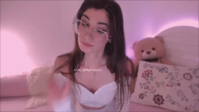 Gallery image thumbnail from LivM_'s myfreecams stream on, 06/02/2025, 08:07 image 6 of 20