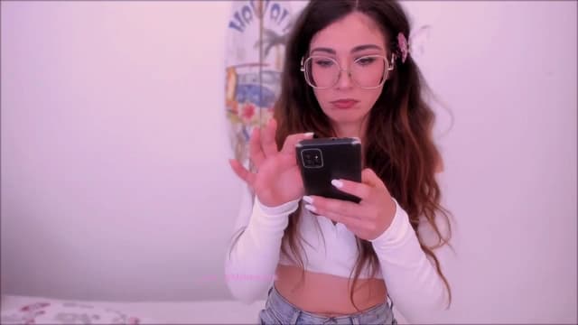 Gallery image thumbnail from LivM_'s myfreecams stream on, 08/10/2025, 07:15 image 19 of 20