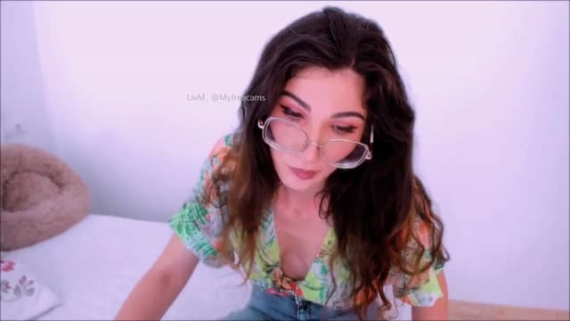 Gallery image thumbnail from LivM_'s myfreecams stream on, 09/08/2025, 08:25 image 11 of 20