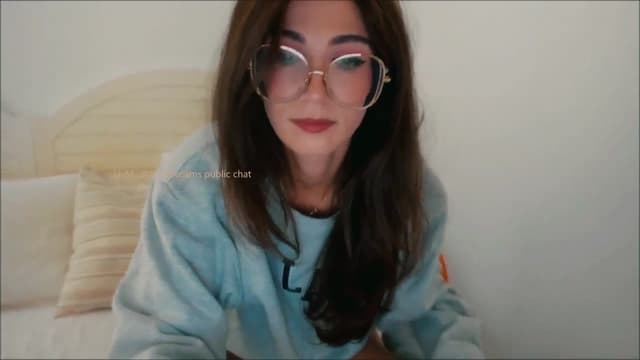 Gallery image thumbnail from LivM_'s myfreecams stream on, 10/11/2025, 07:56 image 8 of 20