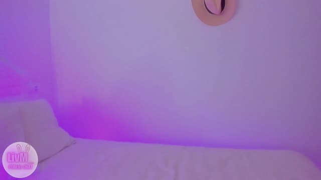 Gallery image thumbnail from LivM_'s myfreecams stream on, 01/25/2026, 09:35 image 20 of 20