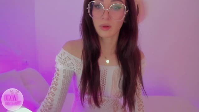Gallery image thumbnail from LivM_'s myfreecams stream on, 01/26/2026, 09:34 image 15 of 20