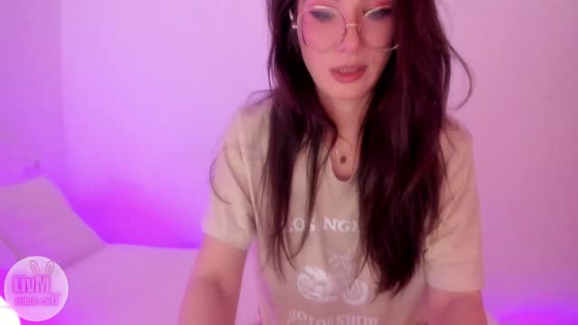 Gallery image thumbnail from LivM_'s myfreecams stream on, 01/30/2026, 08:56 image 1 of 20
