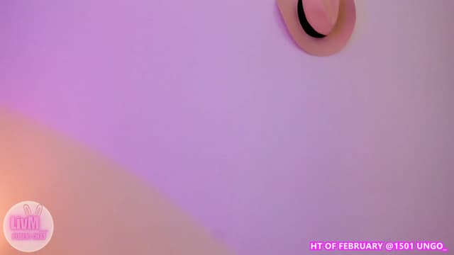 Gallery image thumbnail from LivM_'s myfreecams stream on, 02/22/2026, 10:01 image 4 of 20