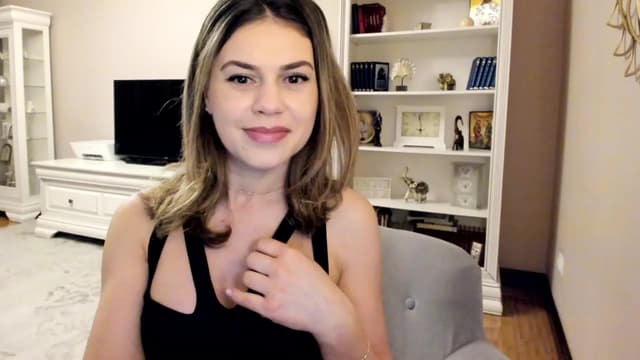 Gallery image thumbnail from Lu126's myfreecams stream on, 03/18/2023, 04:23 image 16 of 20