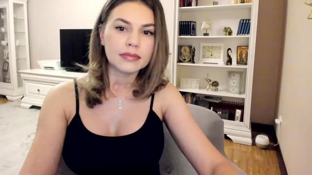 Gallery image thumbnail from Lu126's myfreecams stream on, 04/26/2023, 03:35 image 10 of 20