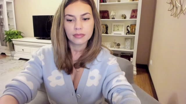 Gallery image thumbnail from Lu126's myfreecams stream on, 11/08/2023, 04:24 image 14 of 20