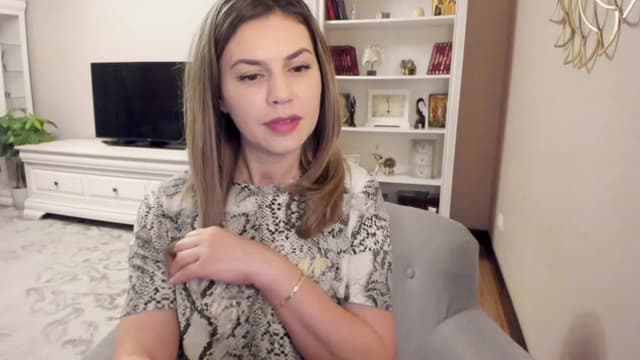 Gallery image thumbnail from Lu126's myfreecams stream on, 11/14/2023, 04:22 image 8 of 20